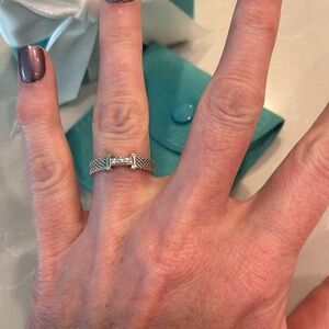 Tiffany’s Diamond Narrow Somerset Ring size 6